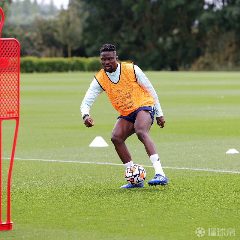 浙江稠州发布备战花絮,今夜回应争议,社区盾任务艰巨,球队文化再被提及的简单介绍 浙江稠州发布备战花絮,今夜回应争议,社区盾任务艰巨,球队文化再被提及的简单介绍